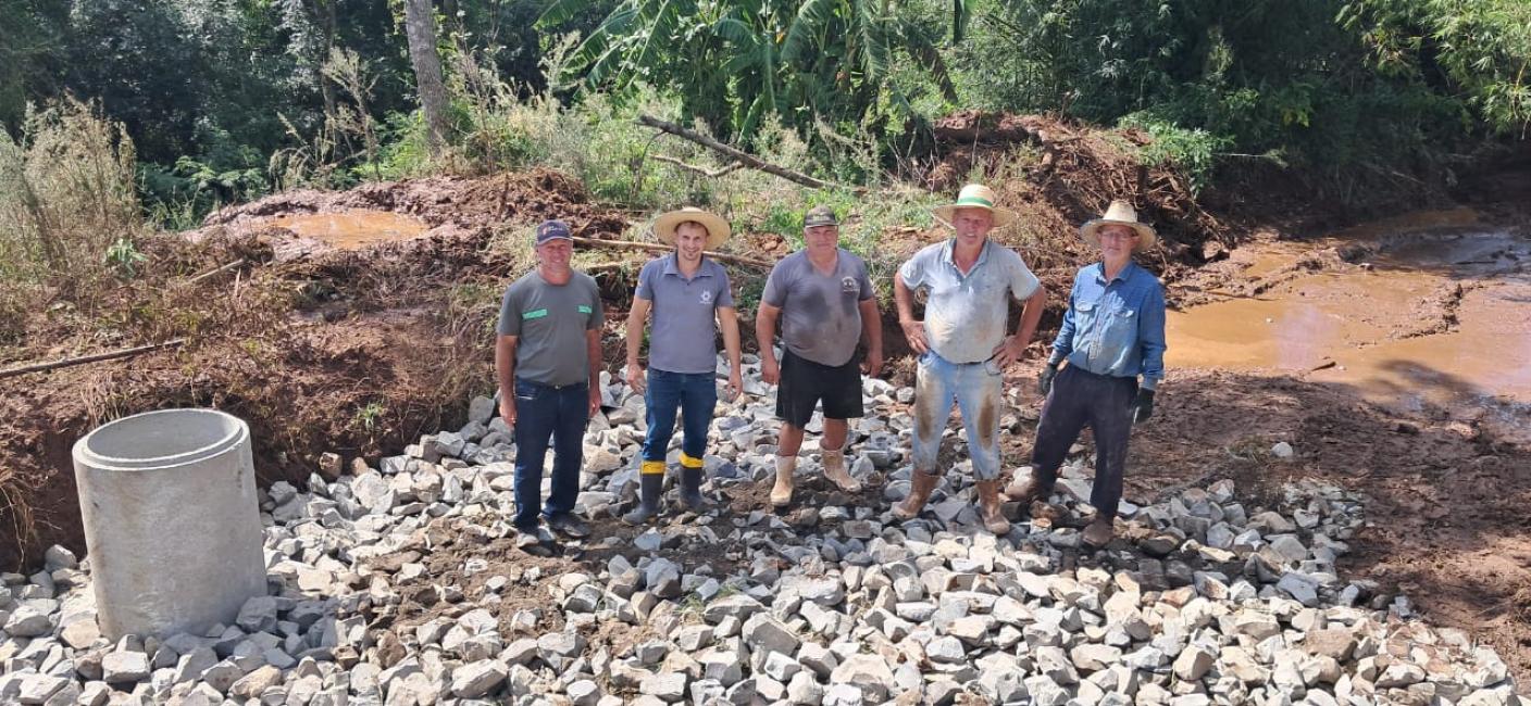 Prefeitura realiza melhoramento nas nascentes das fontes de água